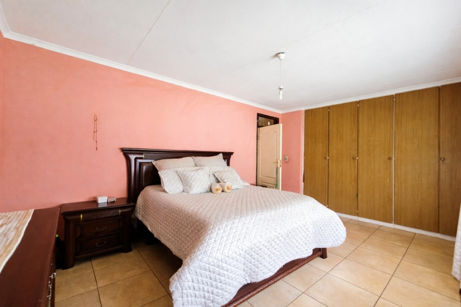 3 Bedroom Property for Sale in Vaalpark Free State